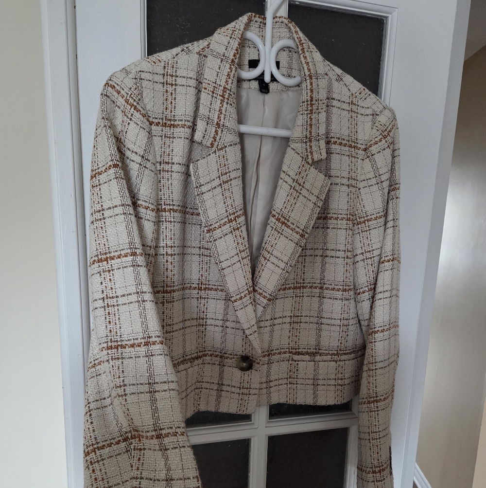 RW&CO. Cream and Brown Checkered Blazer - Picture 2 of 3